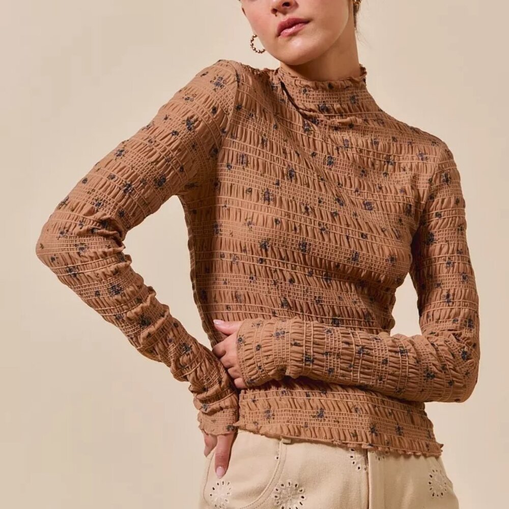 SO ME Floral Print Textured Long Sleeve Knit Top